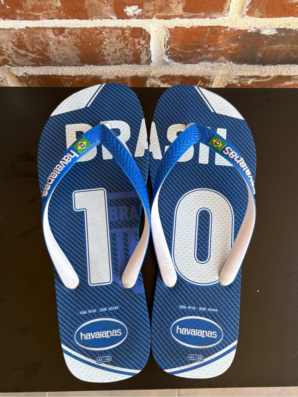 Havaianas Teams Brasil 10 Flip Flops Special Edition Men's Size 9/10